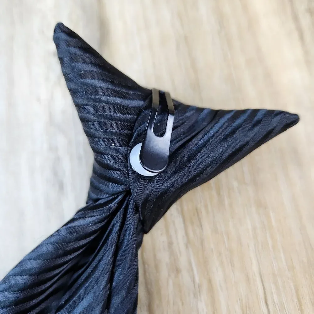 💜Black Satin Striped Pre-Tied Clip-on Tie Youth Large 12/14